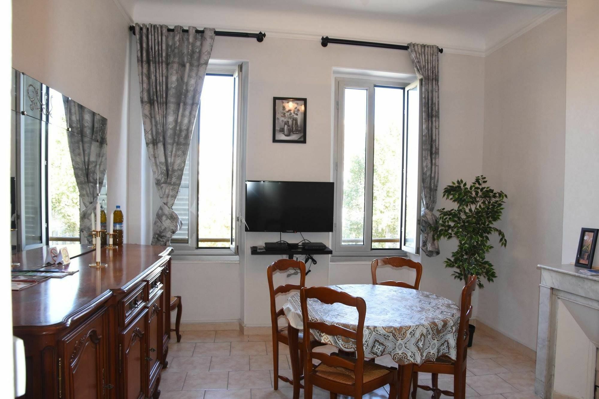 Appartement Place Des Marseillaises Марсилия Екстериор снимка